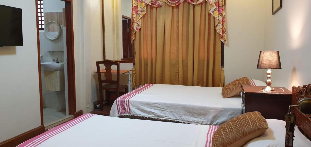 Casa Familya Hotel Batac Eksteriør billede