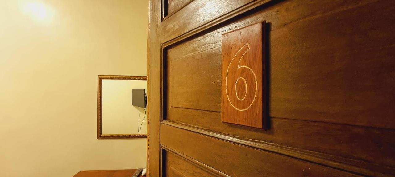 Casa Familya Hotel Batac Eksteriør billede