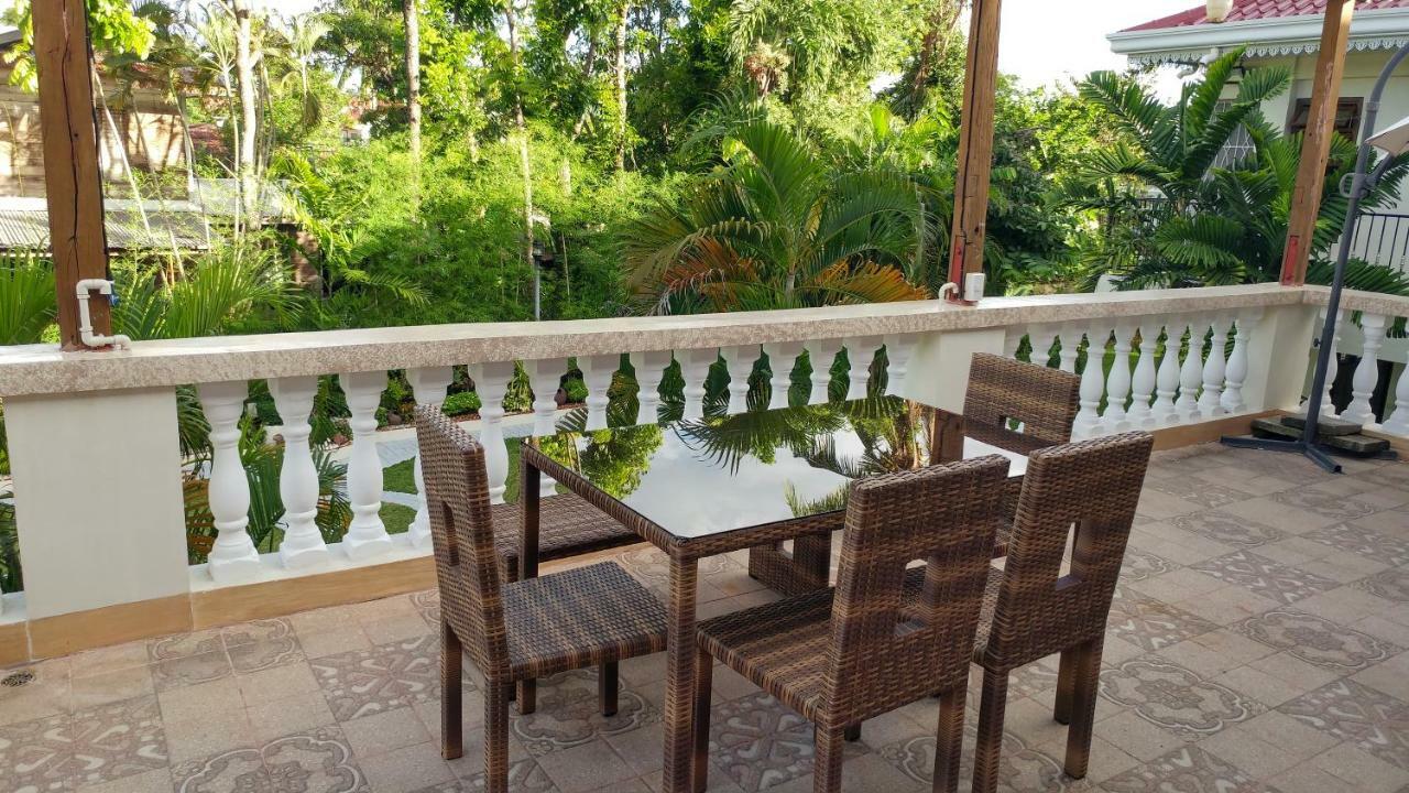 Casa Familya Hotel Batac Eksteriør billede