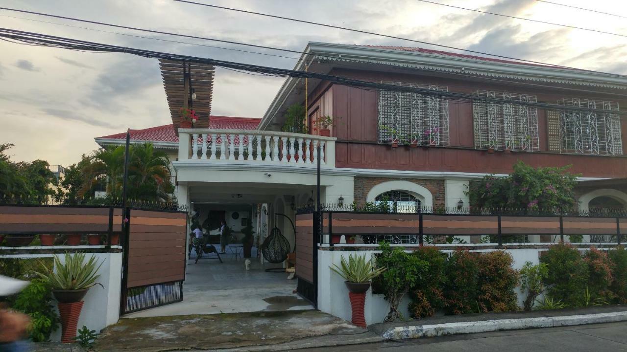 Casa Familya Hotel Batac Eksteriør billede